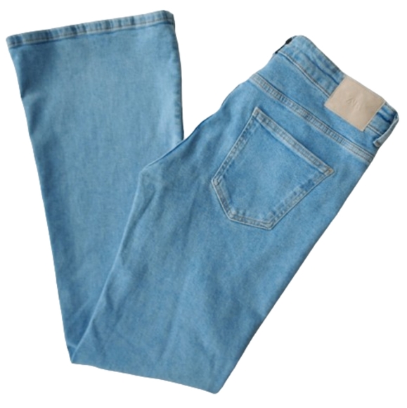 Zara Mid Rise Straight Denim Jeans Size 10 Light Wash - Picture 3 of 9